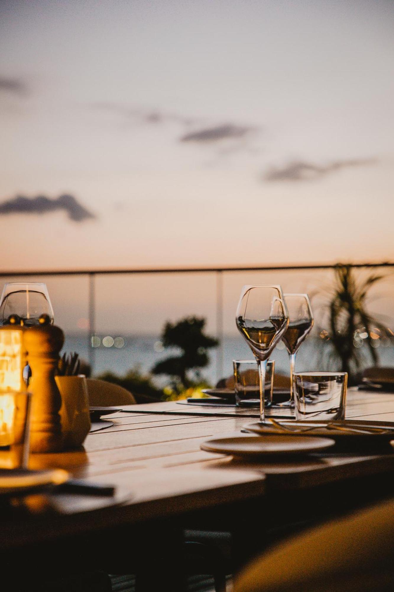 The Icon Limassol Apartment Ngoại thất bức ảnh