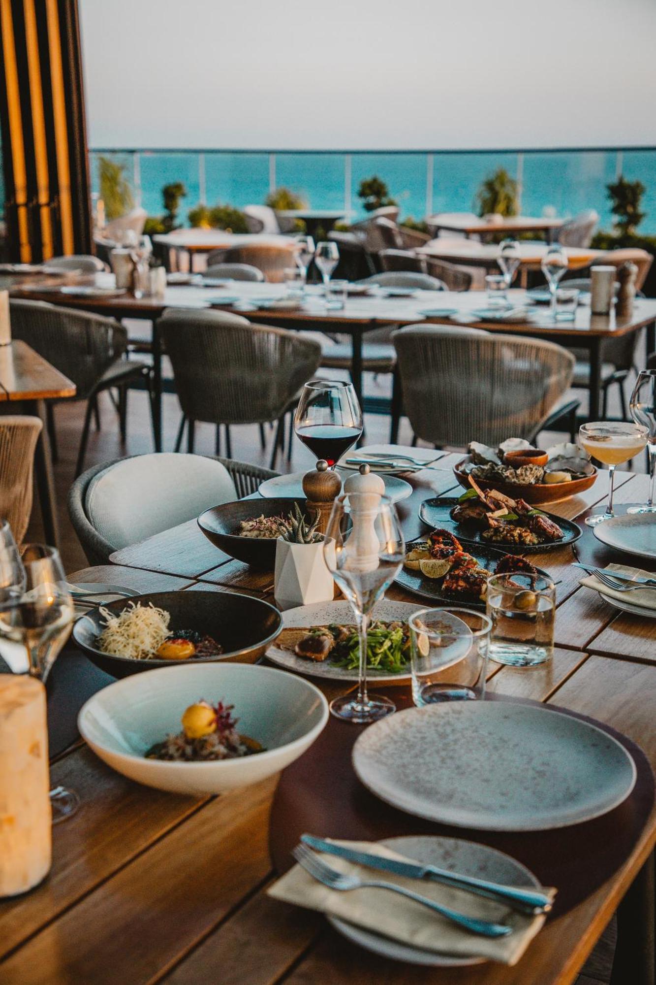 The Icon Limassol Apartment Ngoại thất bức ảnh