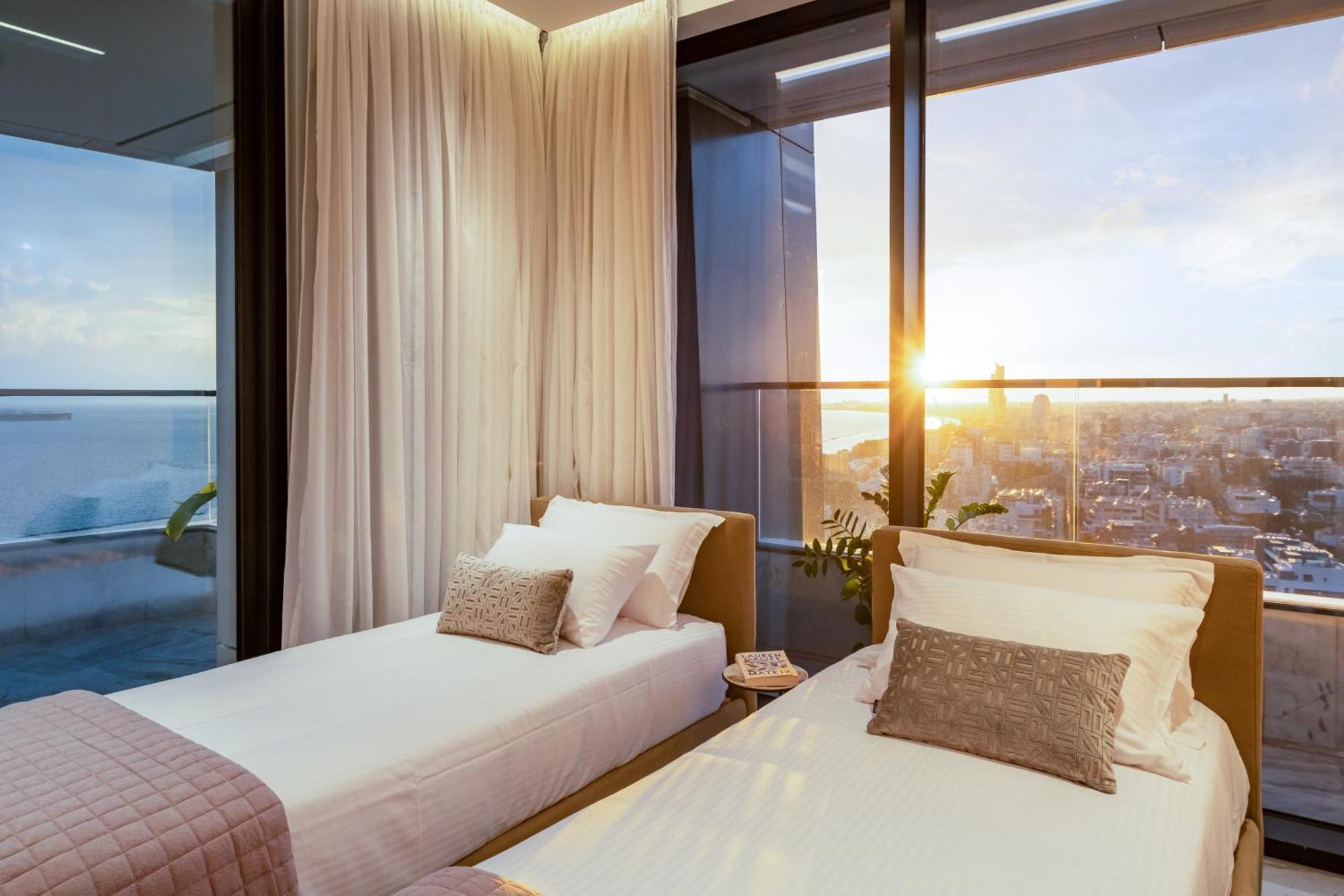 The Icon Limassol Apartment Phòng bức ảnh