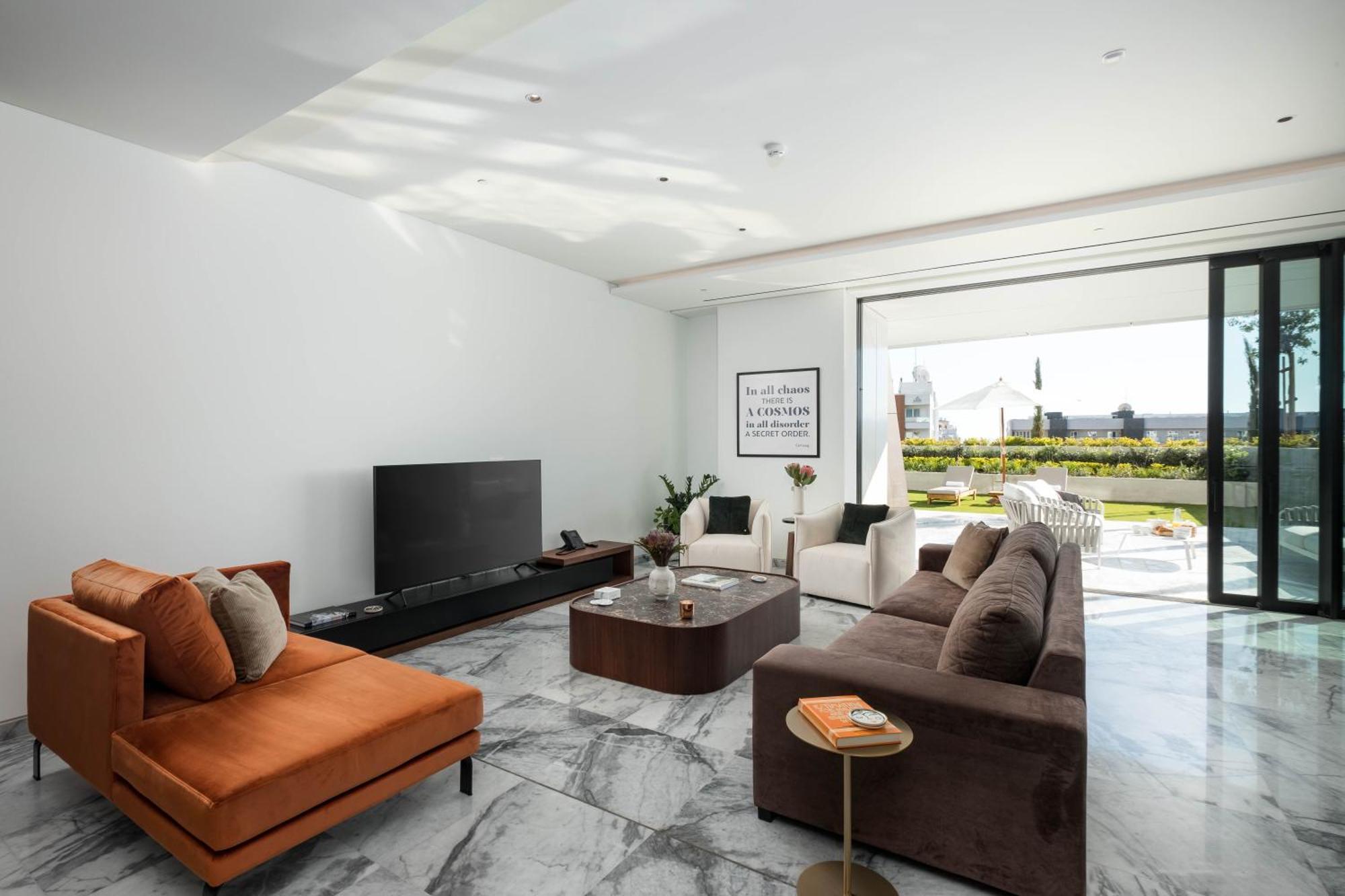 The Icon Limassol Apartment Phòng bức ảnh